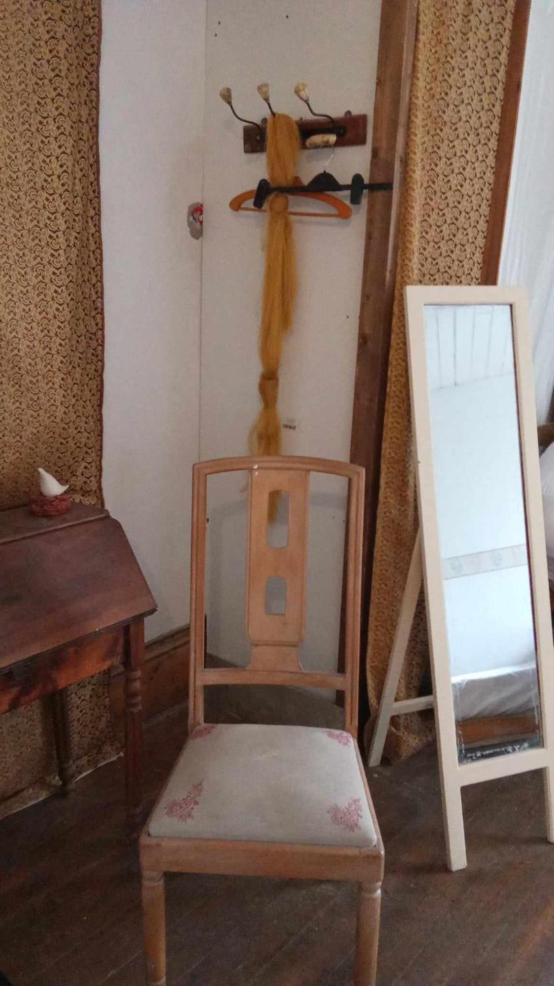 La Grille Fleurie, Chambres D'Hote Chez L'Habitant Arthonnay Eksteriør billede