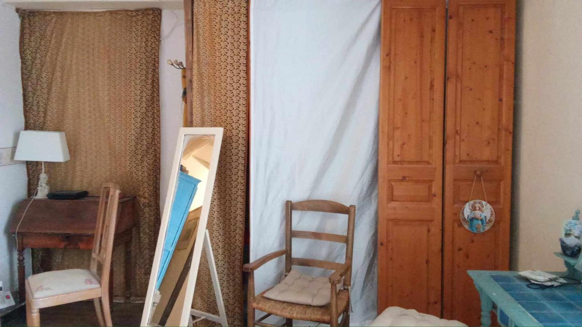 La Grille Fleurie, Chambres D'Hote Chez L'Habitant Arthonnay Eksteriør billede